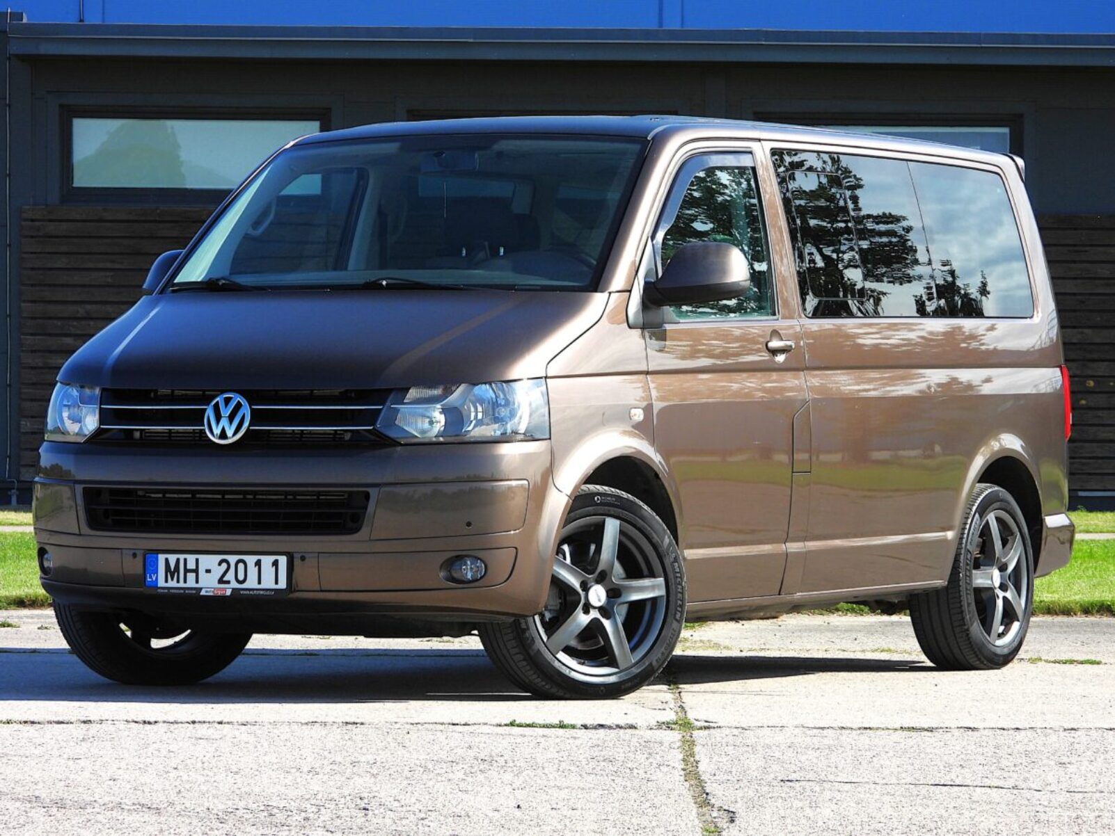 VW MULTIVAN