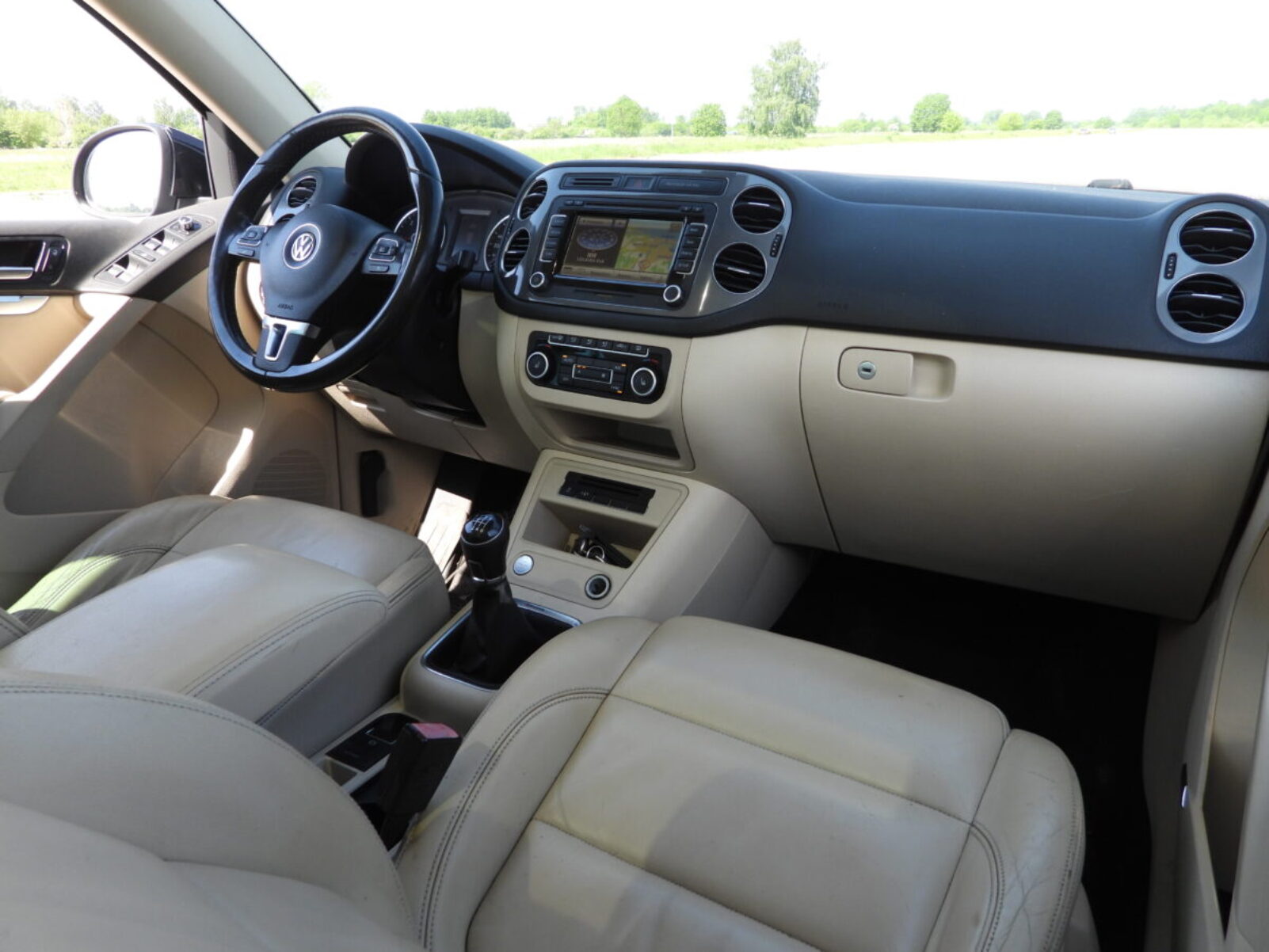 VW TIGUAN
