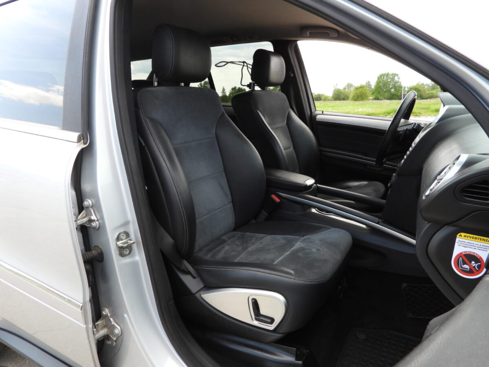 MERCEDES BENZ ML320
