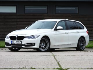BMW 320