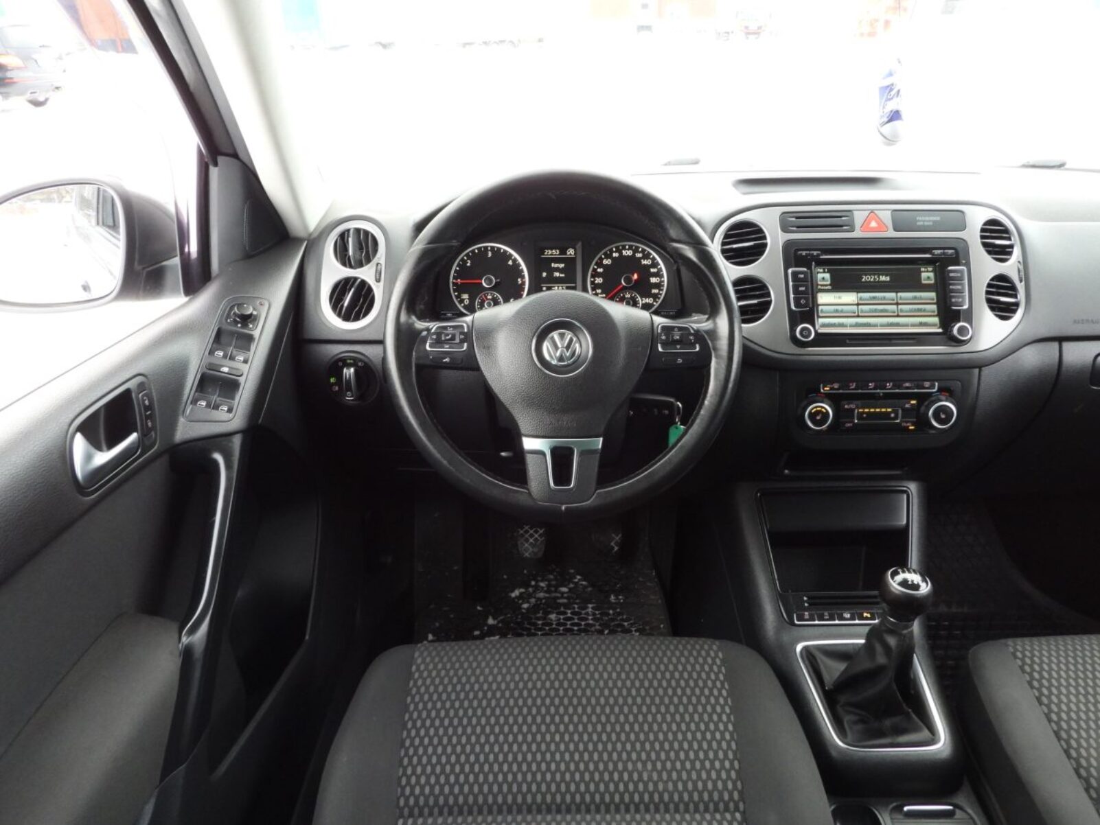 VW TIGUAN