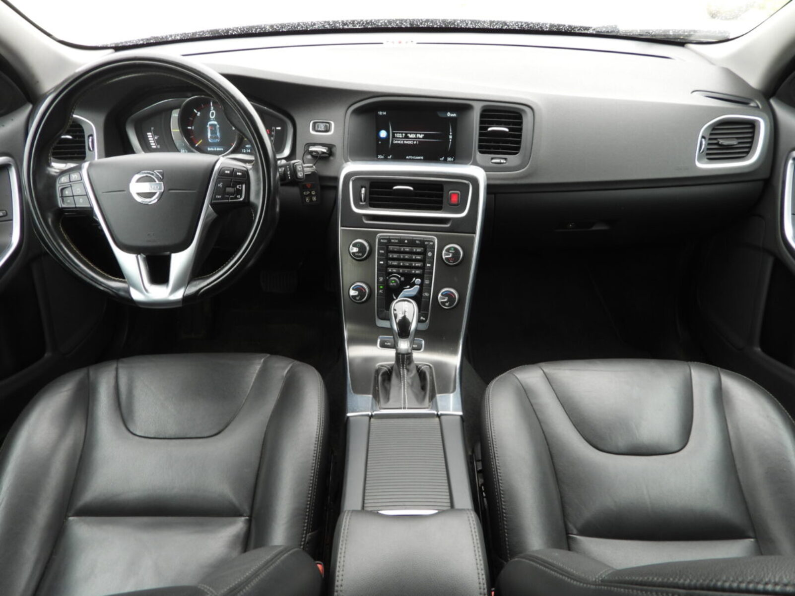 VOLVO V60 PLUG IN HYBRID