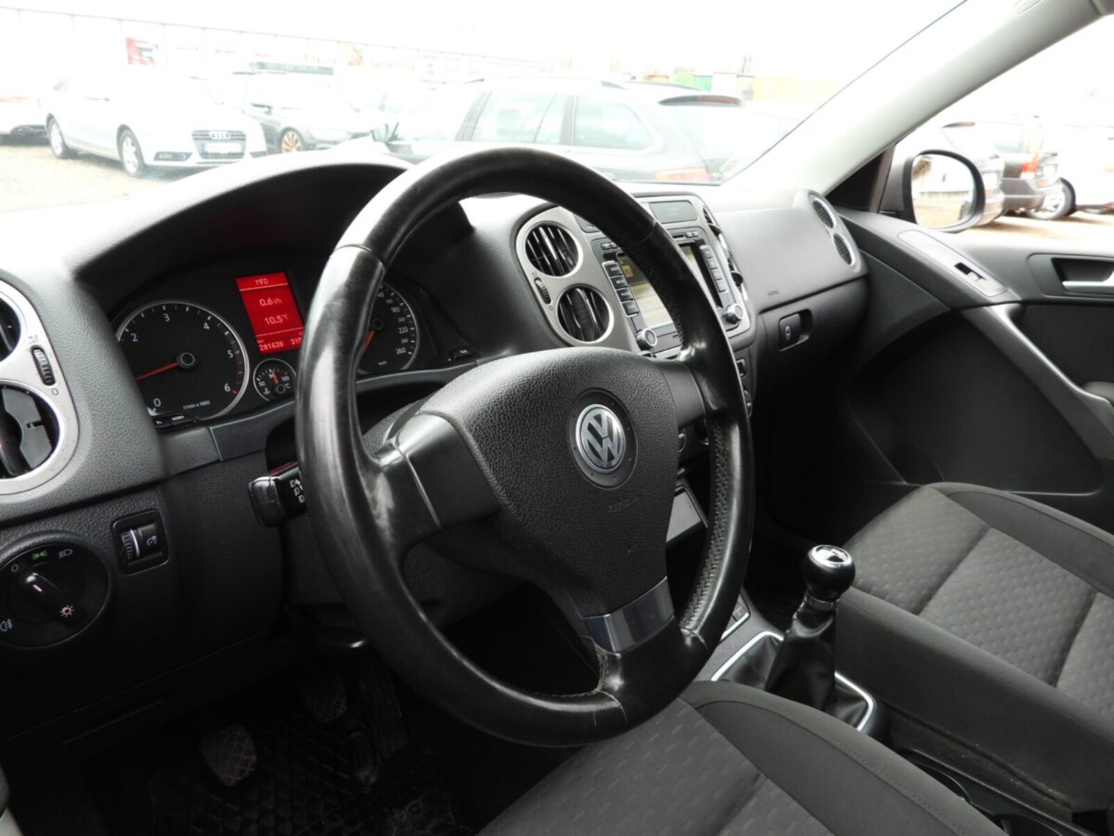 VW TIGUAN