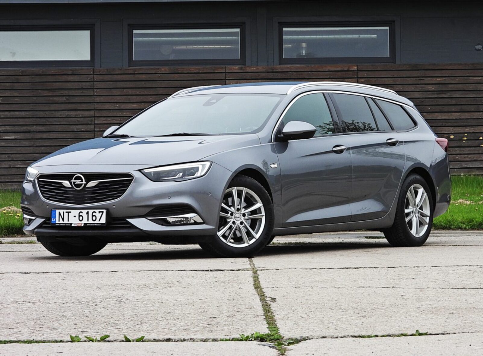 OPEL INSIGNIA SPORTS TOURER