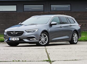 OPEL INSIGNIA SPORTS TOURER