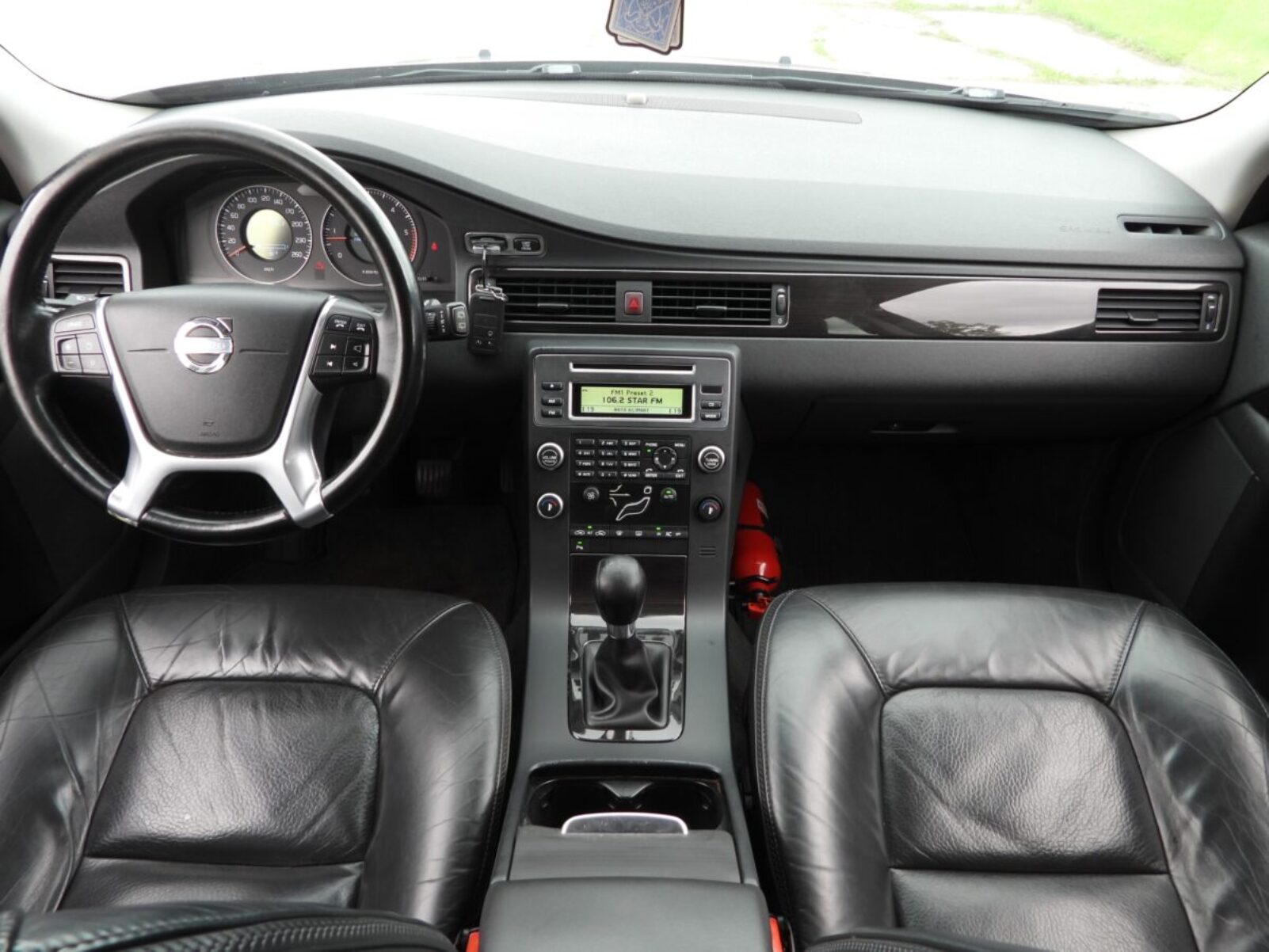 VOLVO XC70