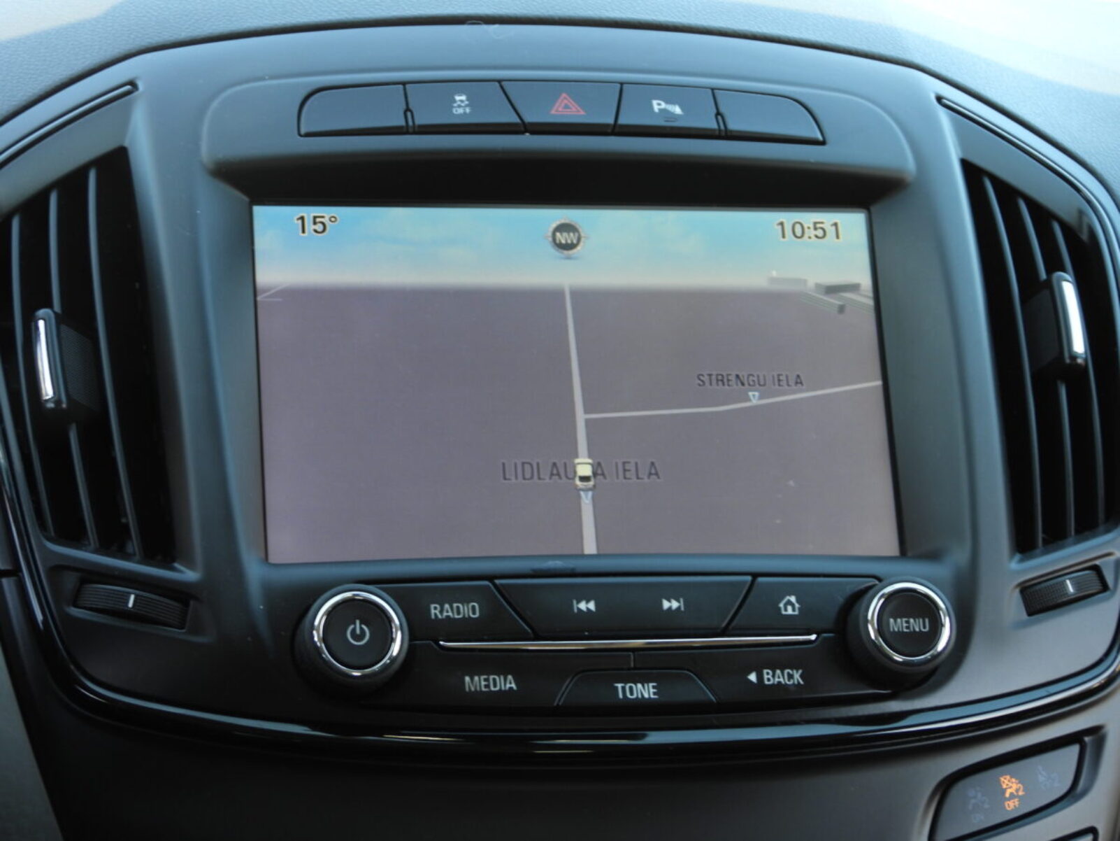 OPEL INSIGNIA