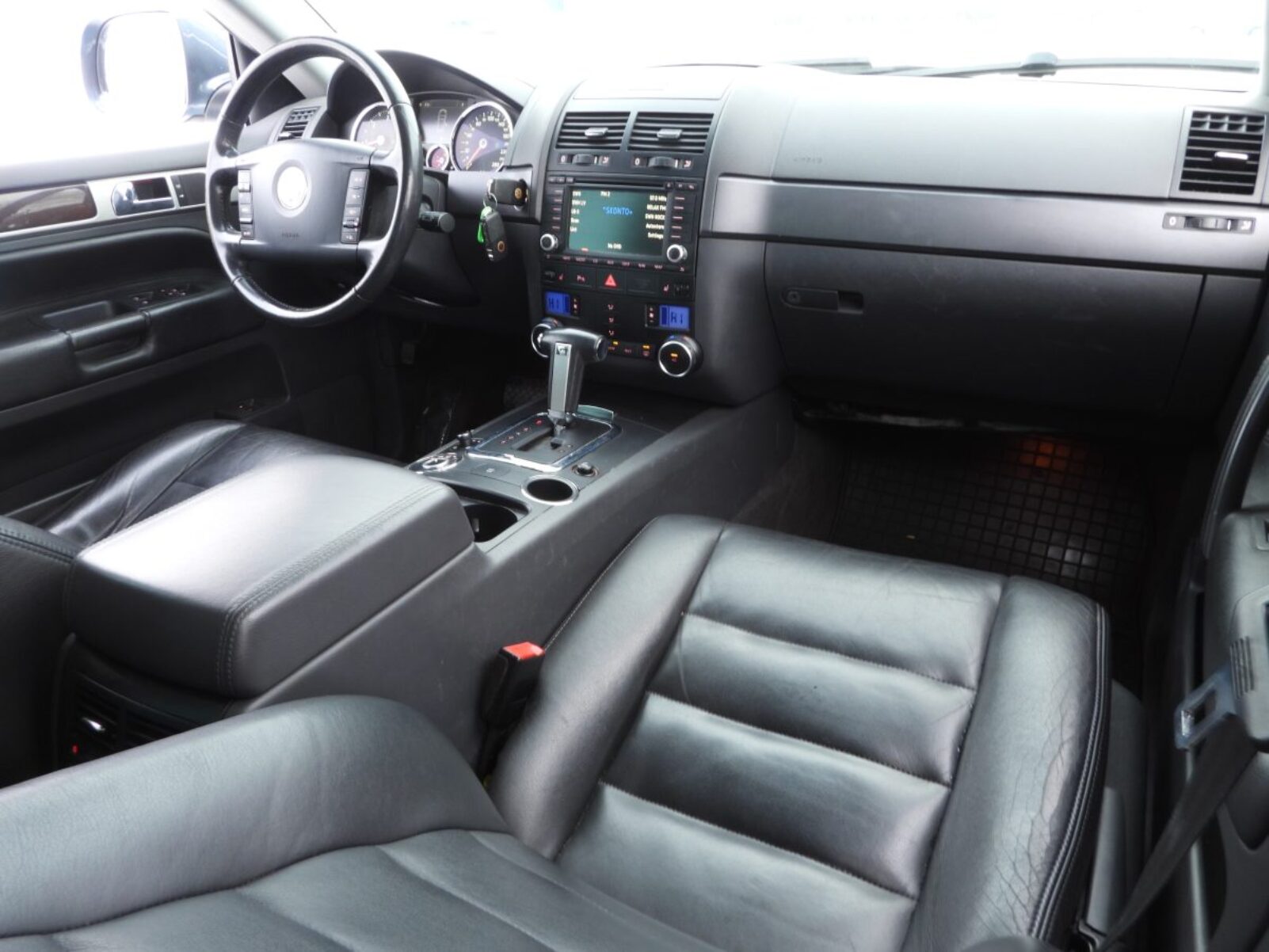 VW TOUAREG