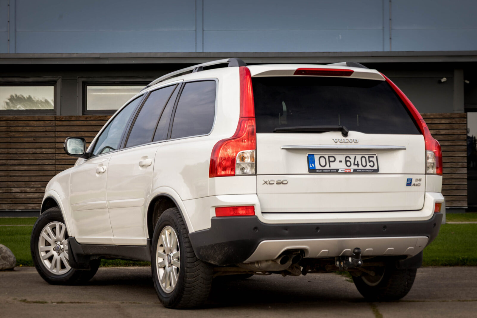 VOLVO XC90