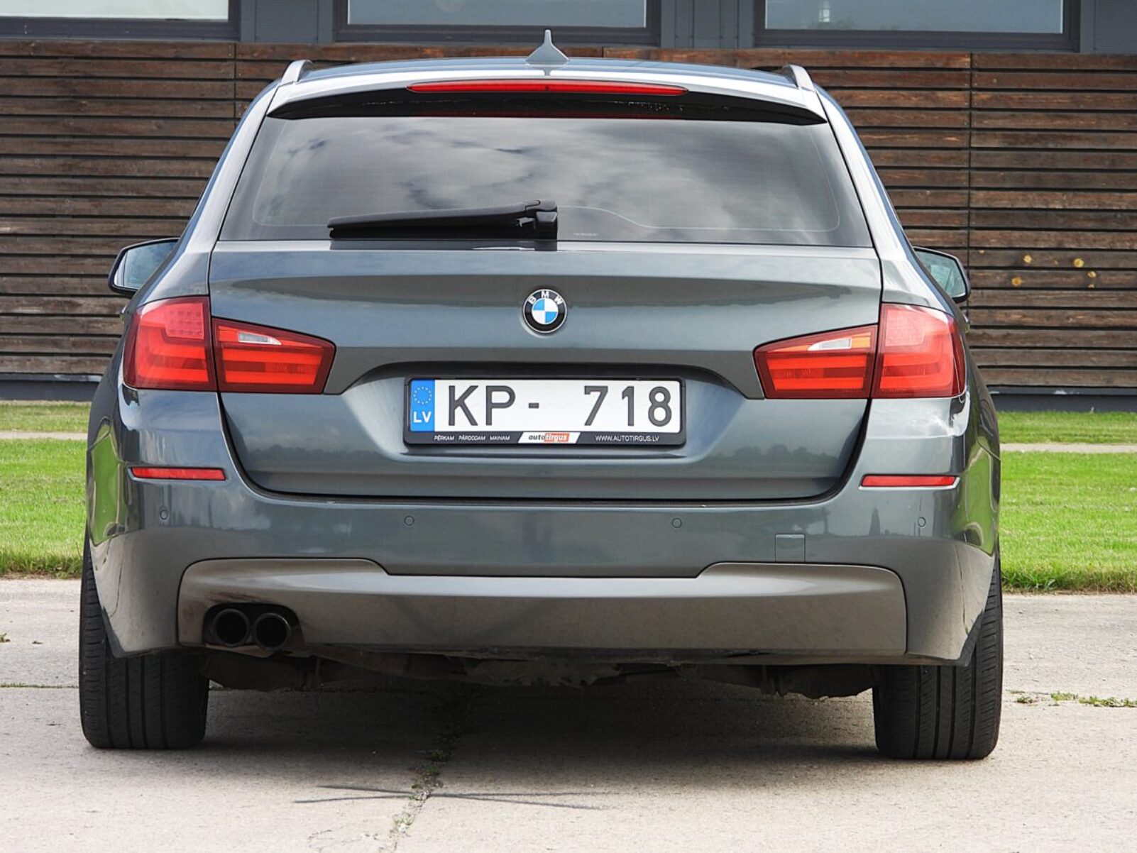 BMW 520