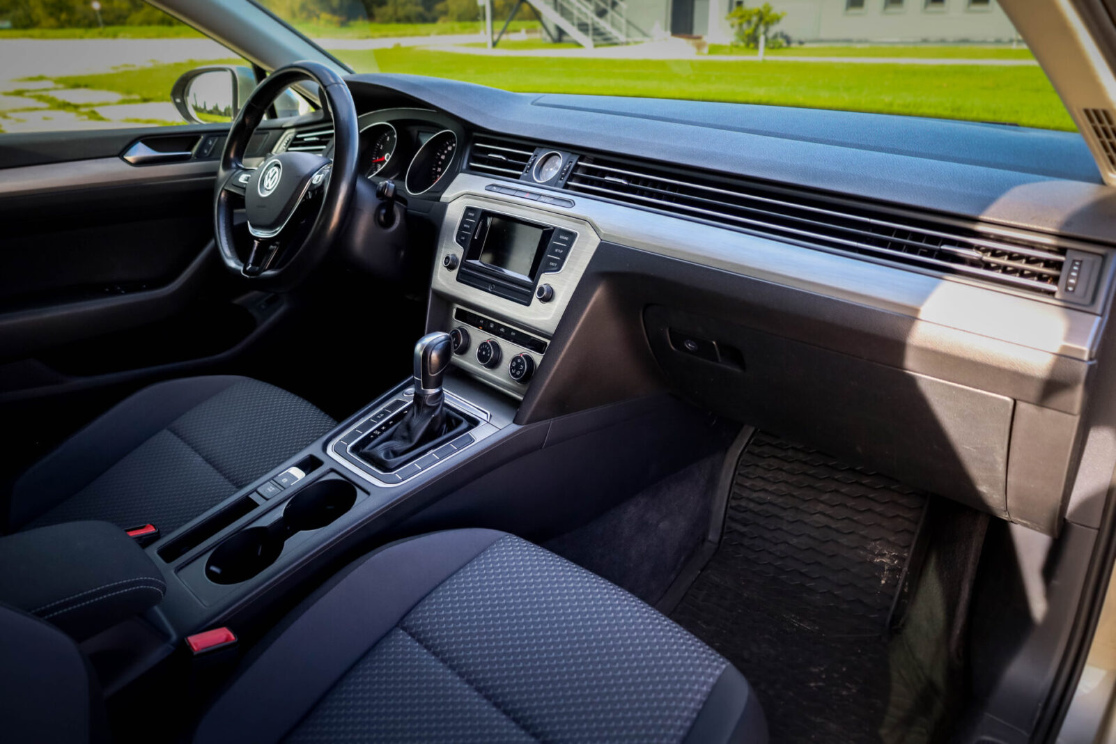 VW PASSAT