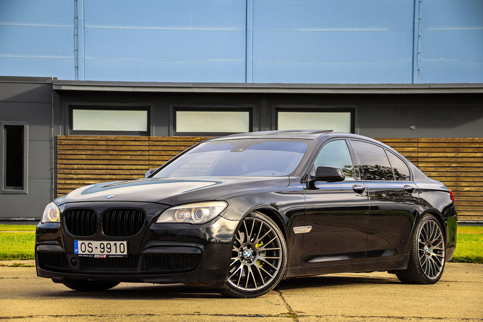 BMW 740 M-PACK