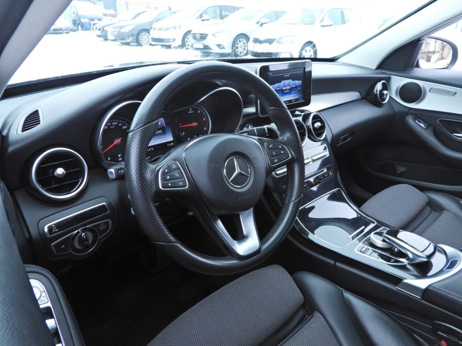 MERCEDES BENZ C220 D