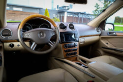 MERCEDES BENZ GL320