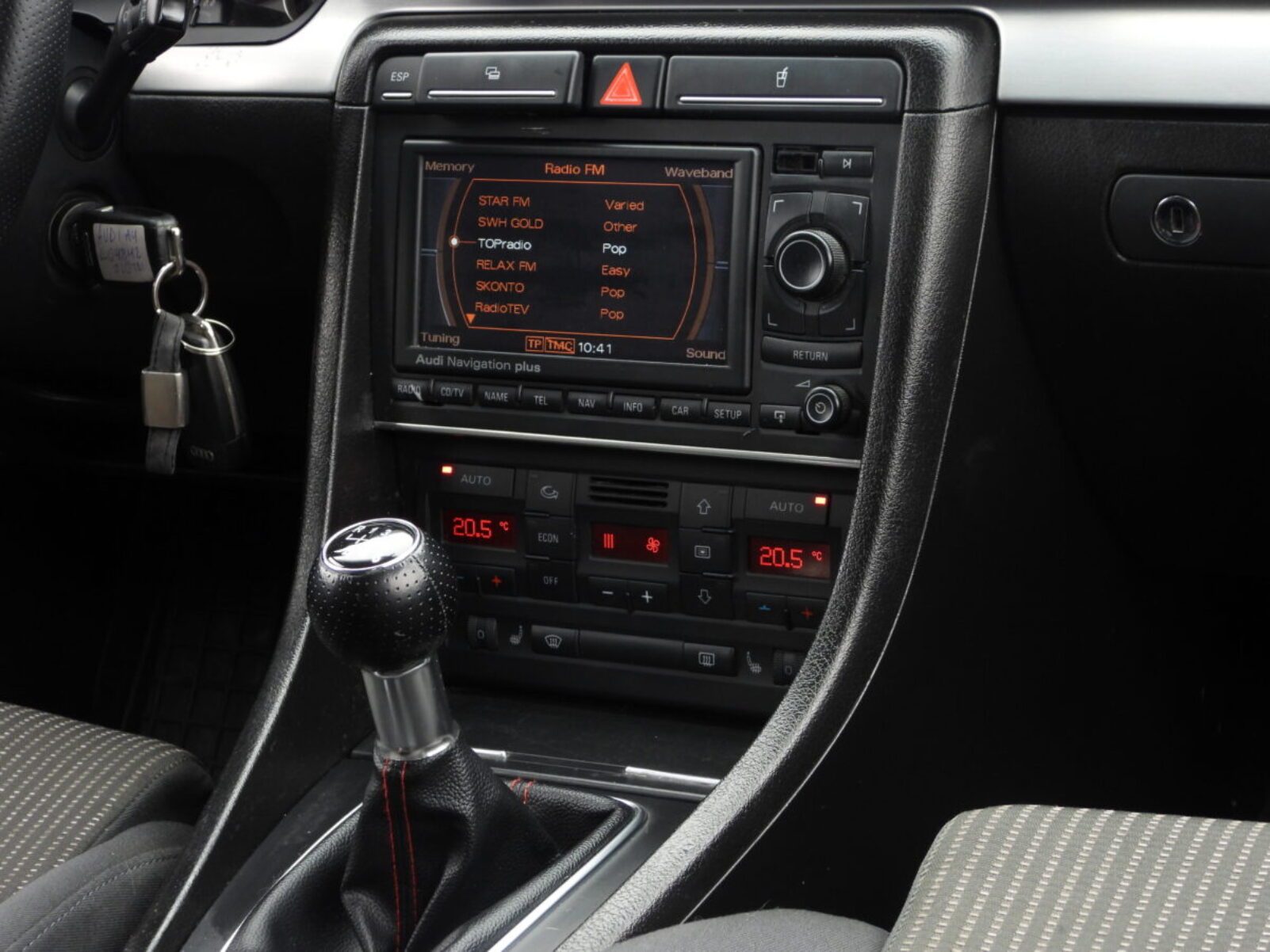AUDI A4 S-line