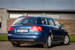 AUDI A4 AVANT