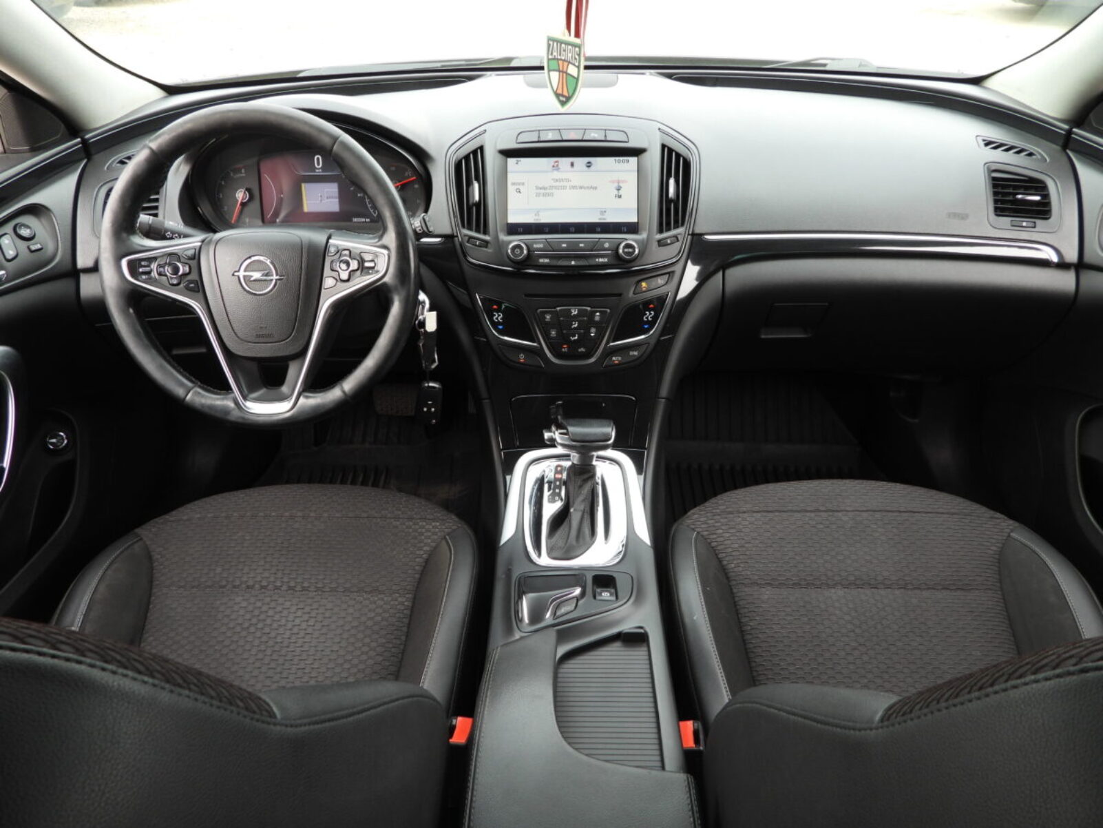 OPEL INSIGNIA