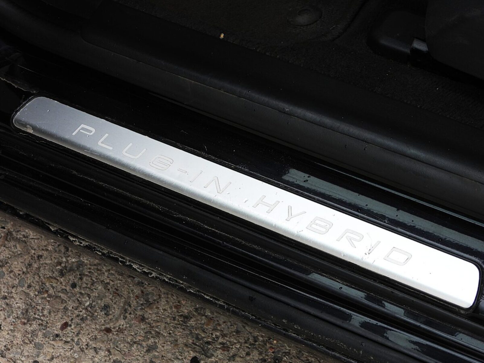 VOLVO V60 PLUG IN HYBRID