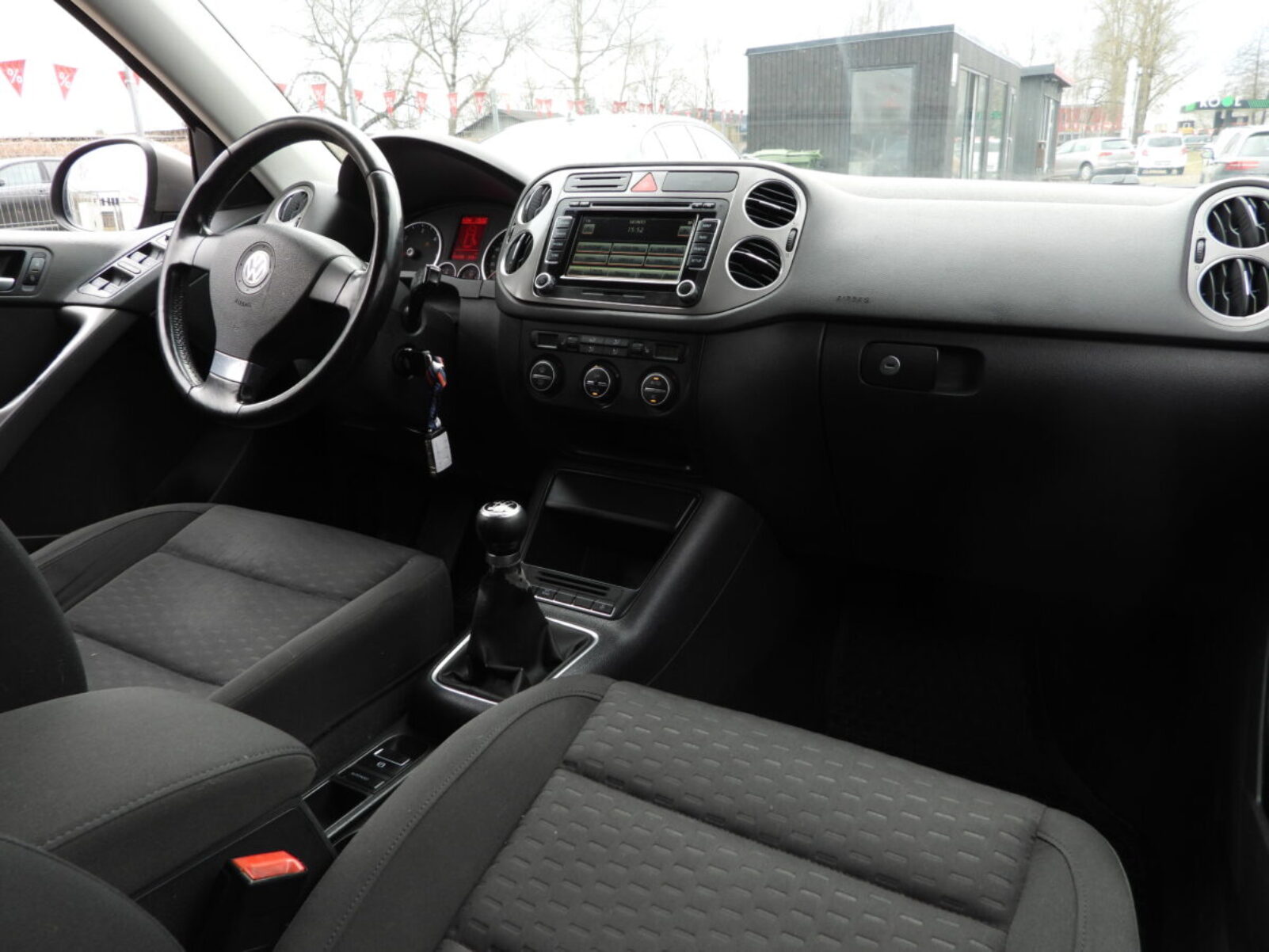 VW TIGUAN