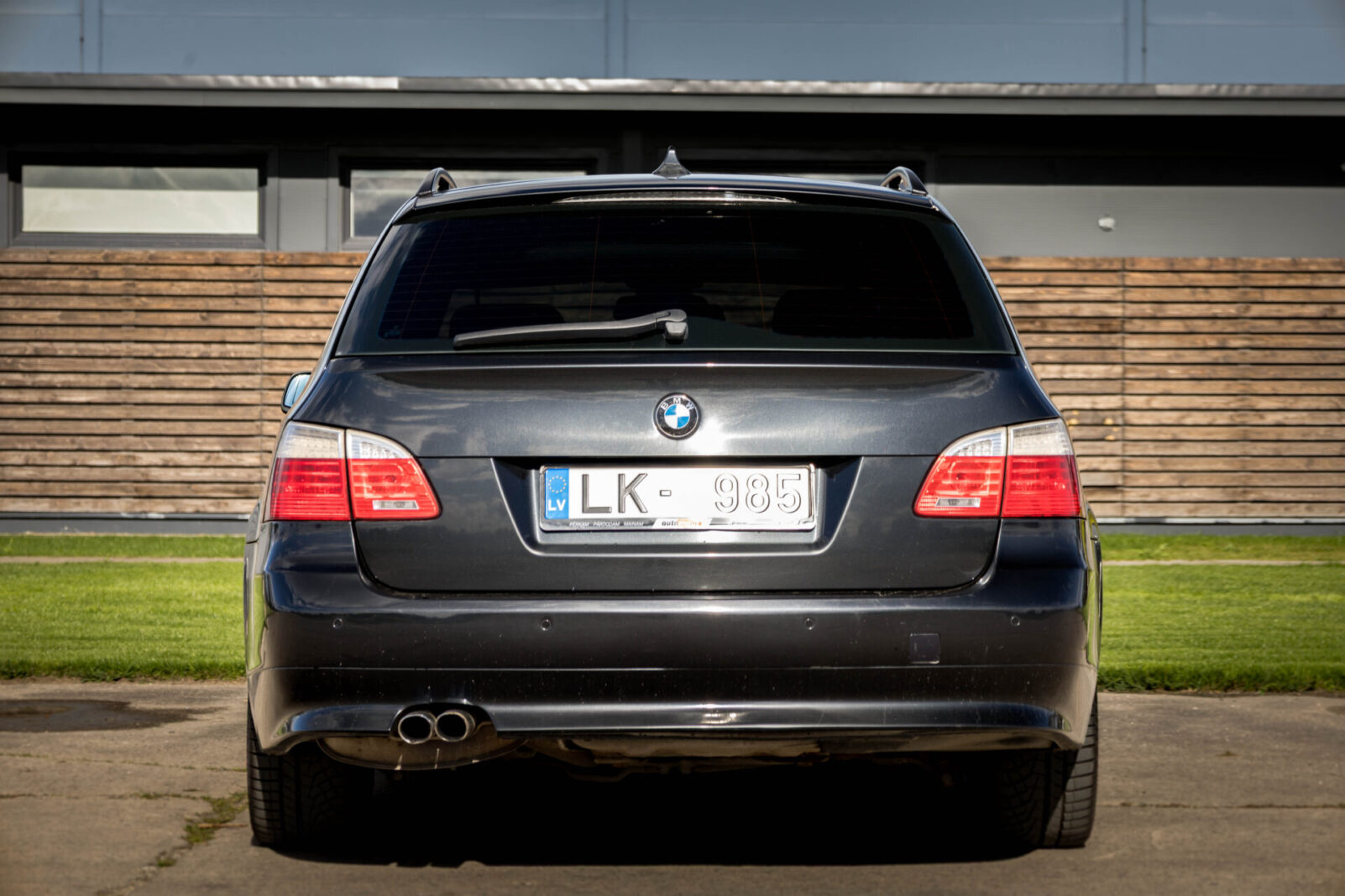 BMW 530