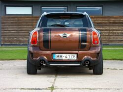 MINI COOPER ALL4
