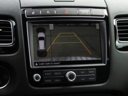 VW TOUAREG R-LINE