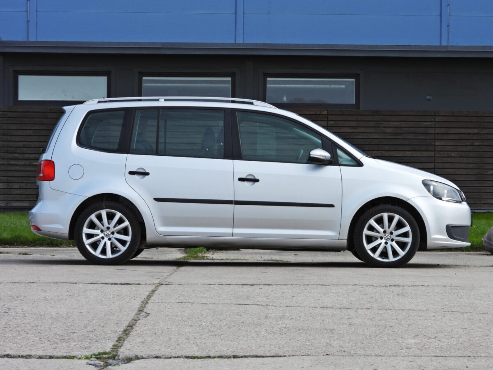 VW TOURAN