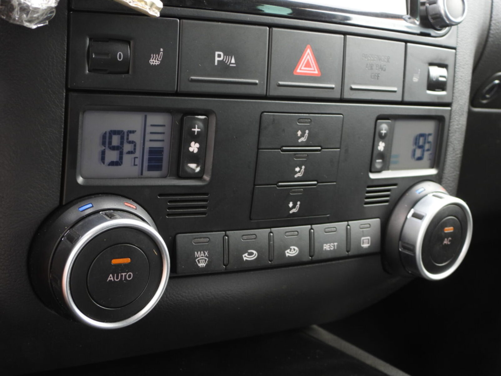 VW TOUAREG