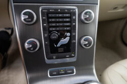 VOLVO V60 PLUG IN HYBRID