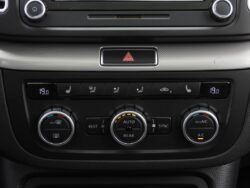 VW SHARAN