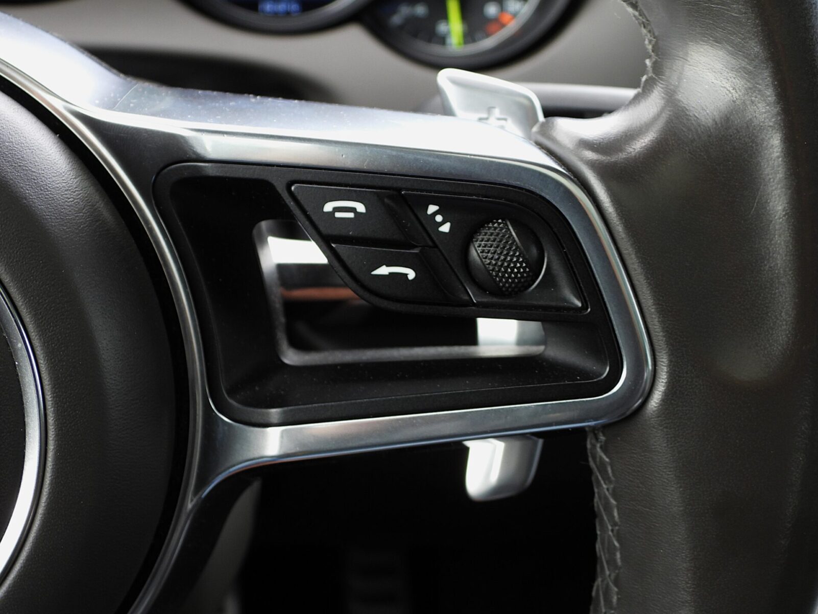 PORSCHE CAYENNE S E-HYBRID