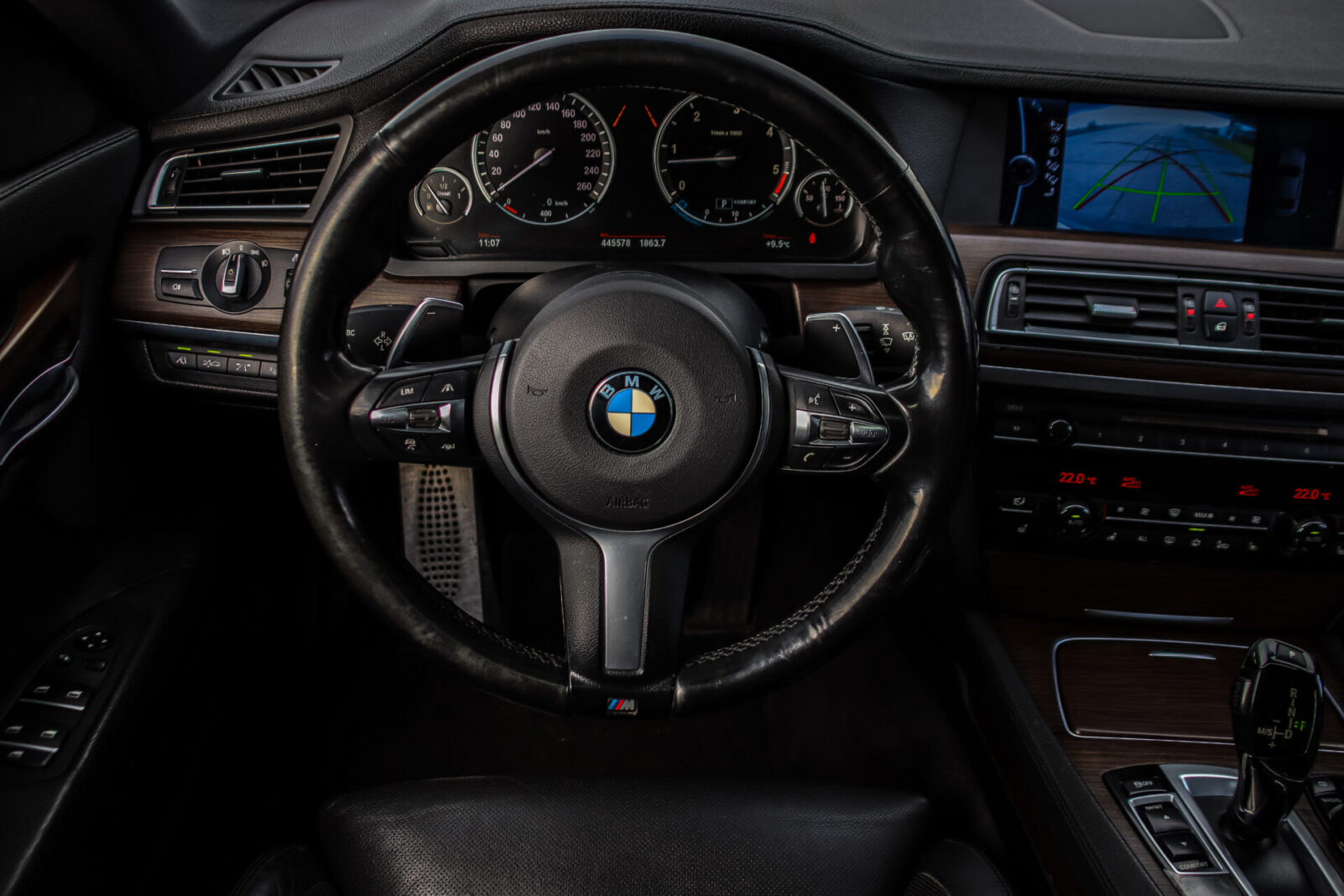 BMW 740 M-PACK