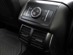 MERCEDES BENZ R320