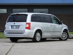 LANCIA VOYAGER