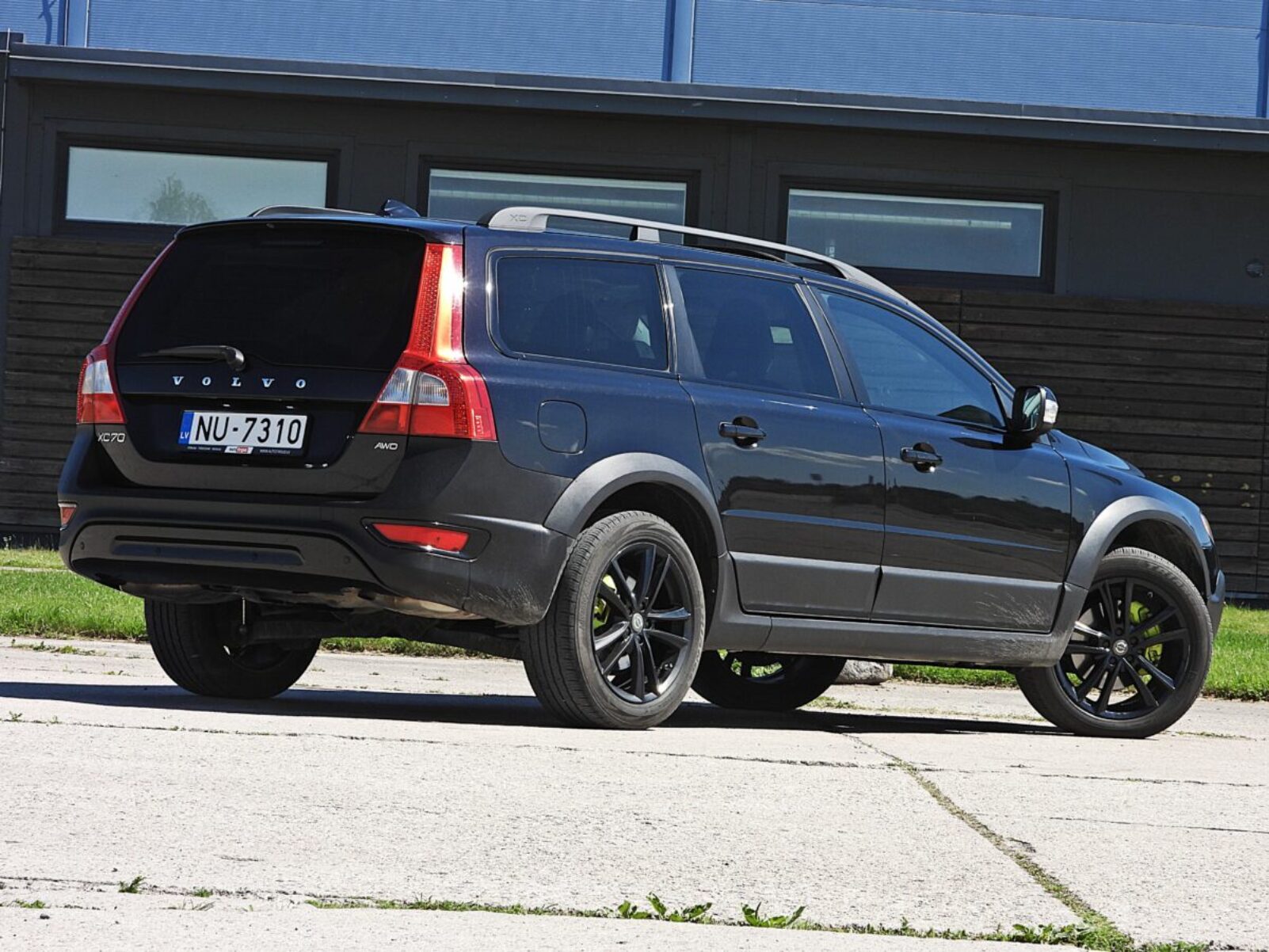 VOLVO XC70