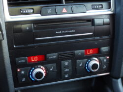 AUDI Q7 S-line