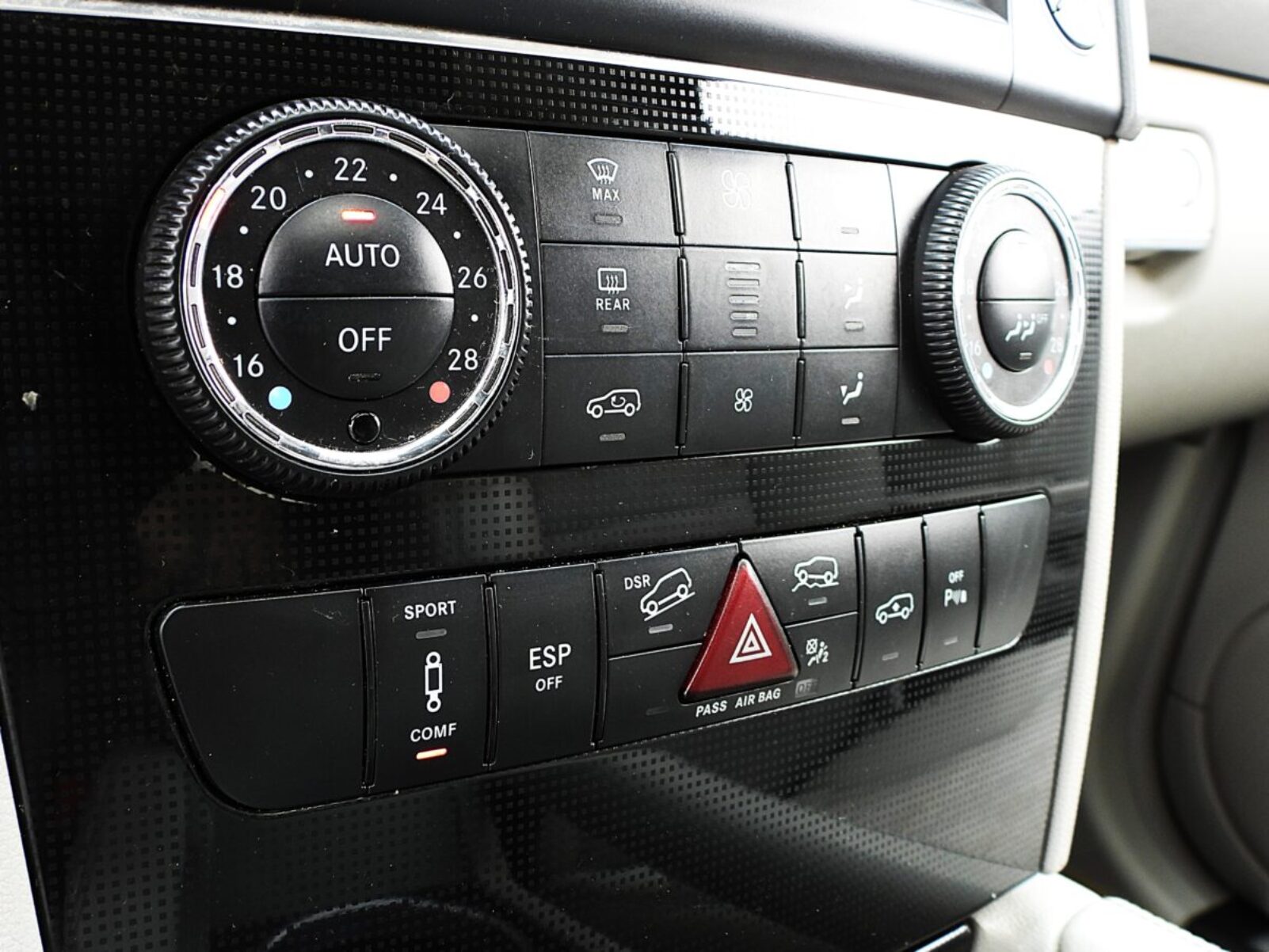 MERCEDES BENZ ML320