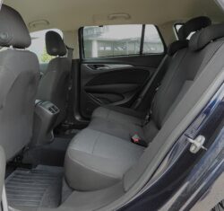 OPEL INSIGNIA SPORTS TOURER