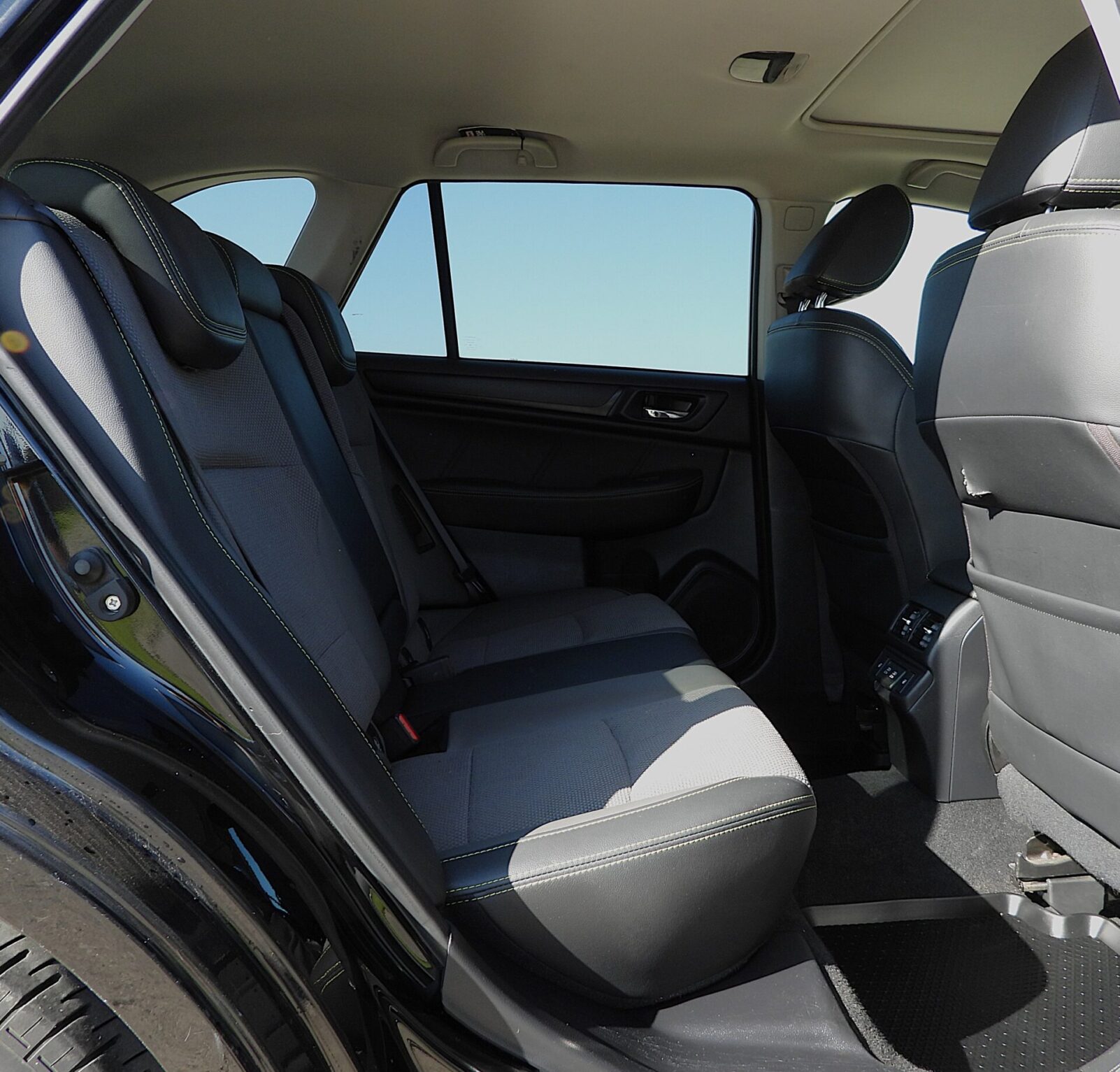 SUBARU OUTBACK