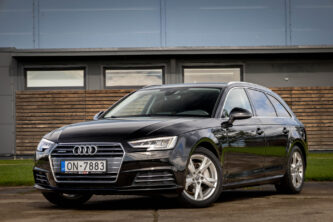 AUDI A4 AVANT