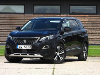 PEUGEOT 5008