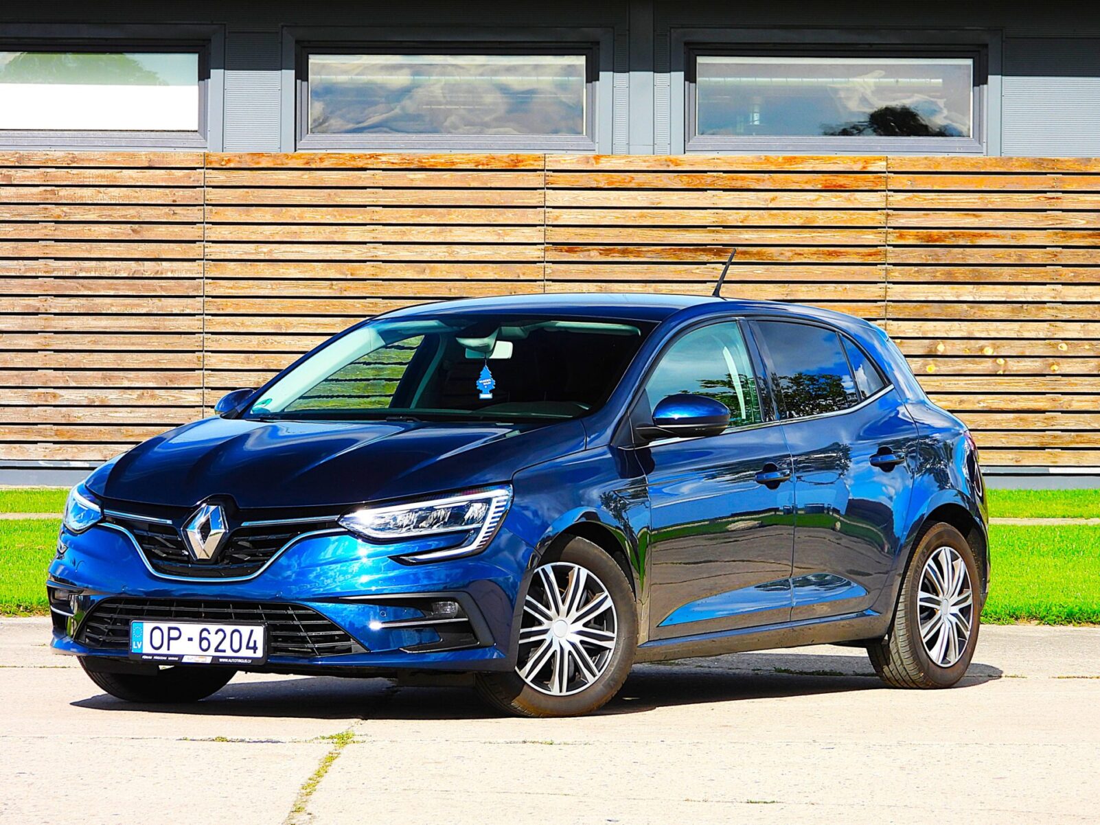 RENAULT MEGANE