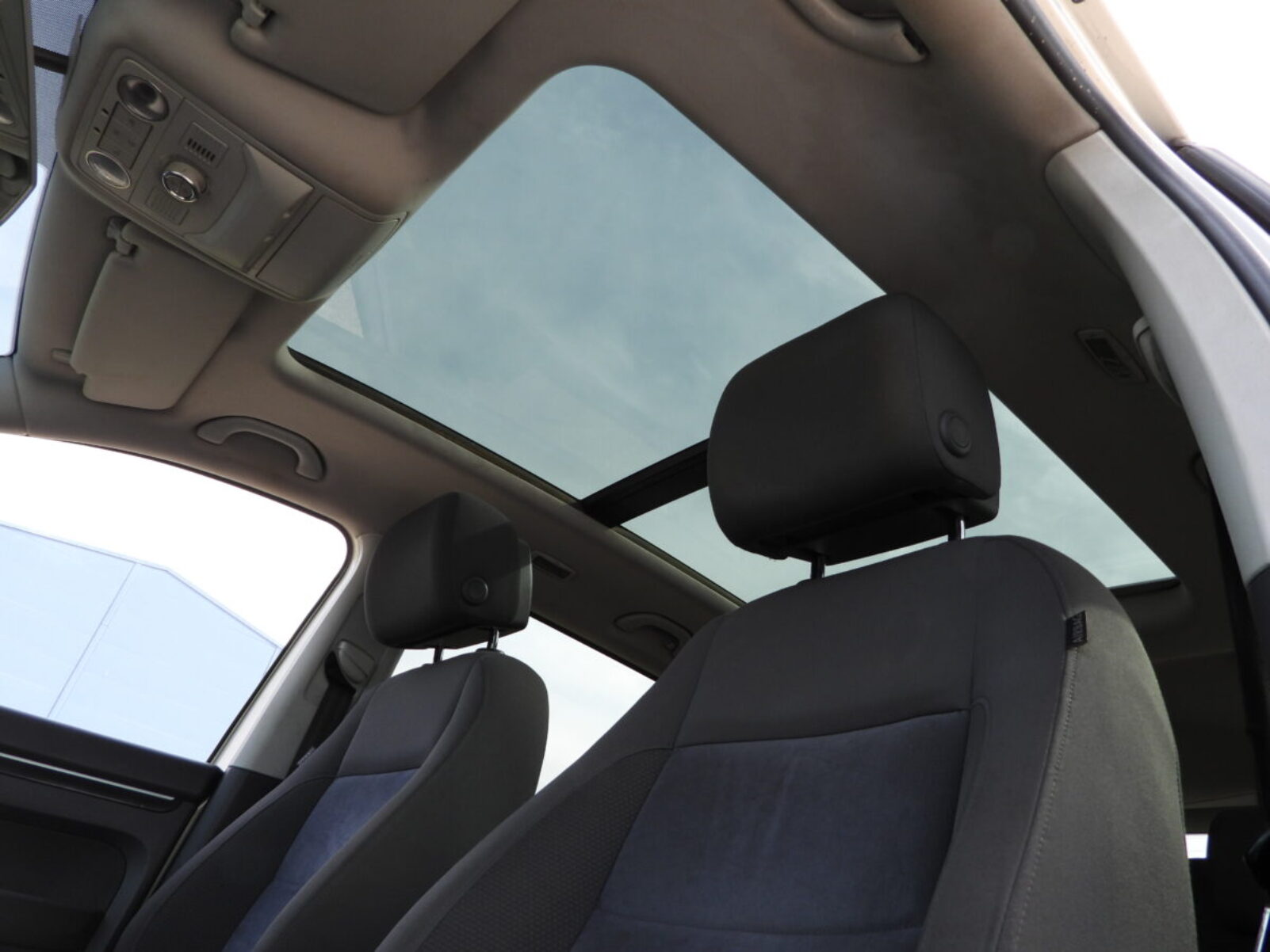 VW TOURAN