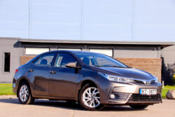 TOYOTA COROLLA