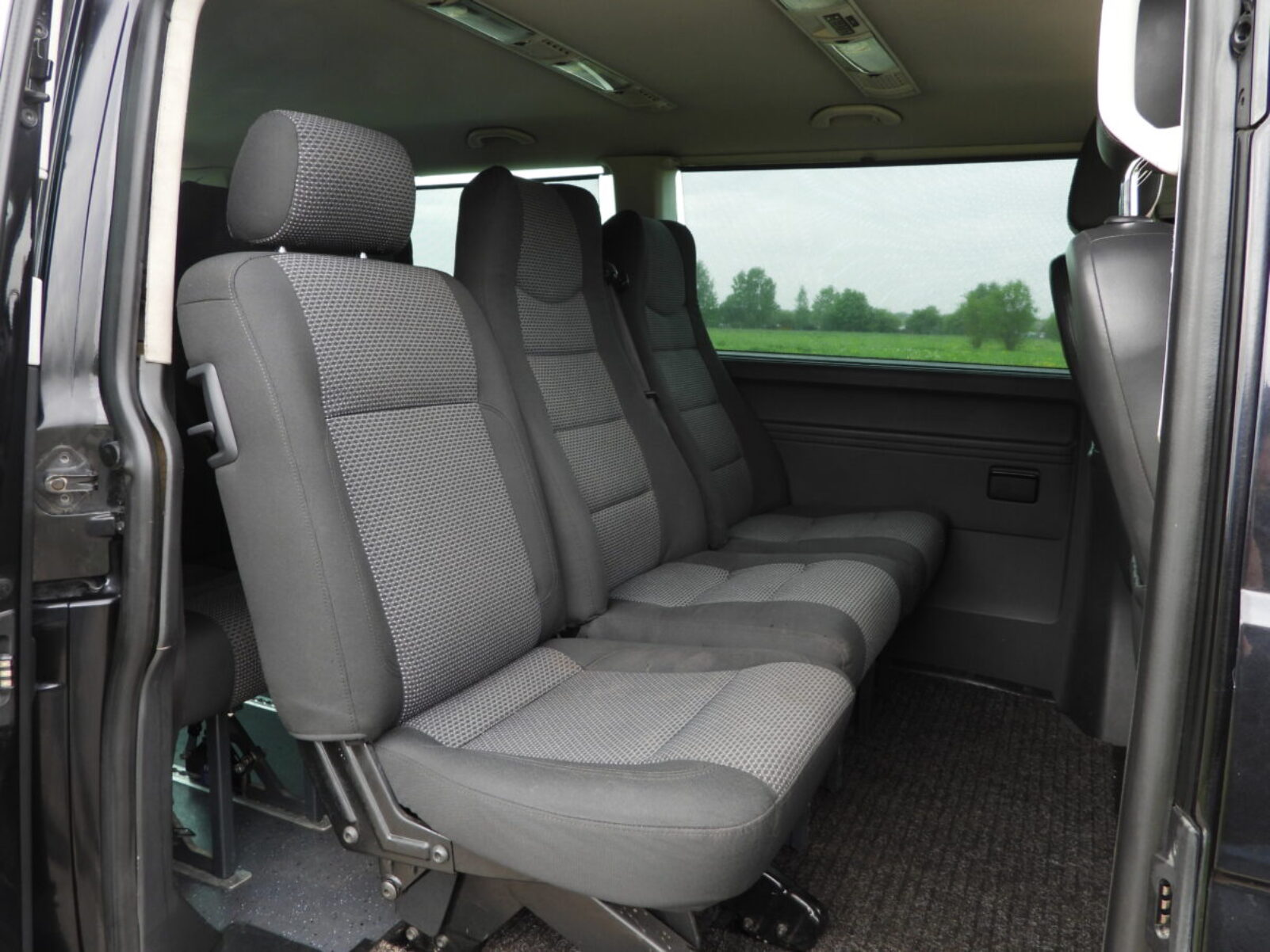 VW CARAVELLE