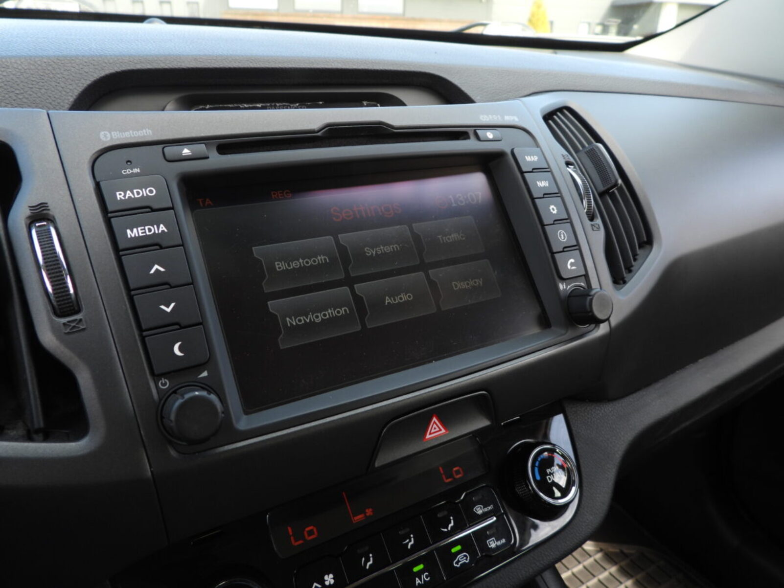 KIA SPORTAGE