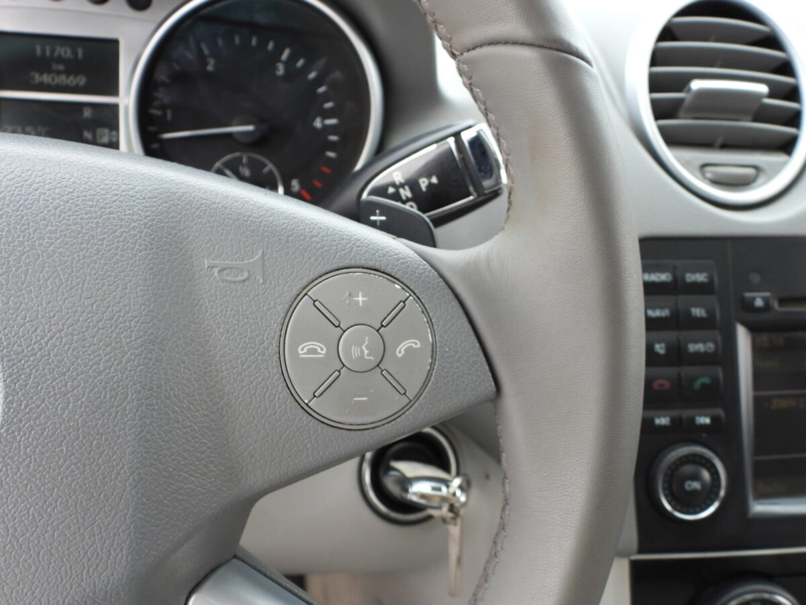 MERCEDES BENZ ML320
