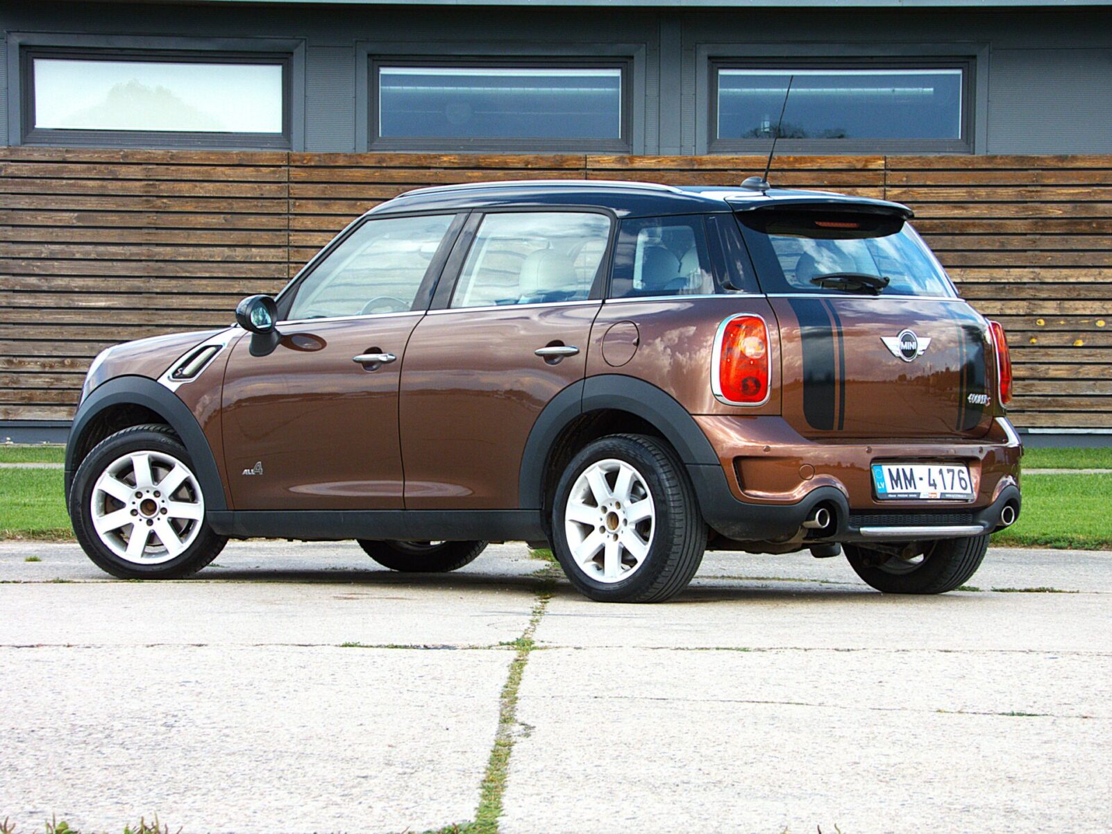 MINI COOPER ALL4
