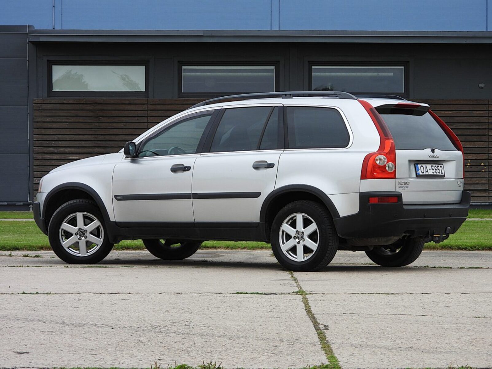 VOLVO XC90