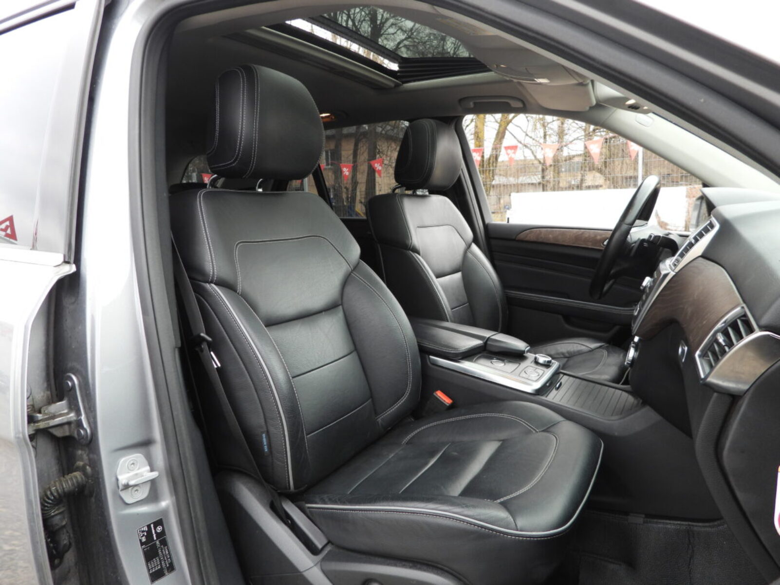 Mercedes-Benz ML350